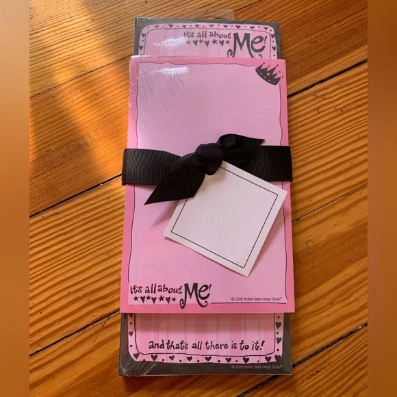 New! ‘It’s All About Me’Magnetic Note Pad bundle
3 for $15 with 💕 - Picture 7 of 7